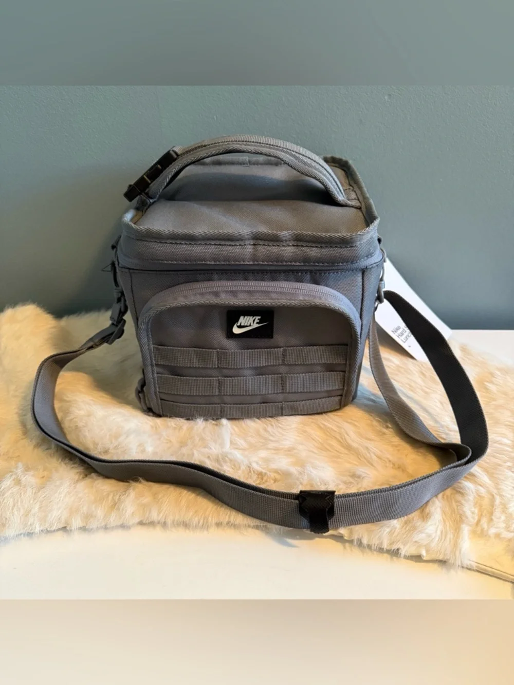 Nike Futura Sport Smoke Grey Insulated PEVA lining Lunch Bag - Picture 11 of 11